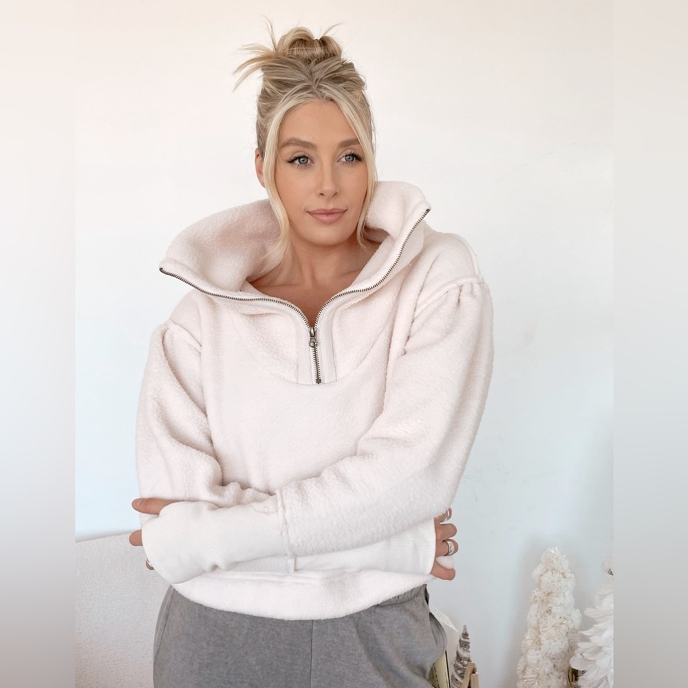 Free People Poppy Pullover - Picture 1 of 9